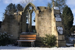 Folly-in-snow
